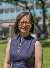 Dr Doris Chan